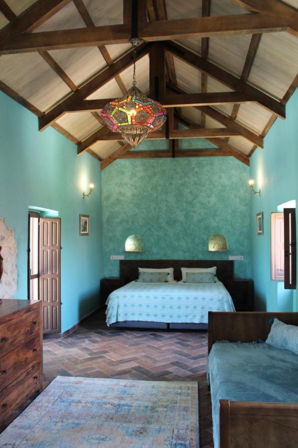 Room In Villa - Beautiful Accommodation At The Heart Of Andalusia Puente Genil Luaran gambar